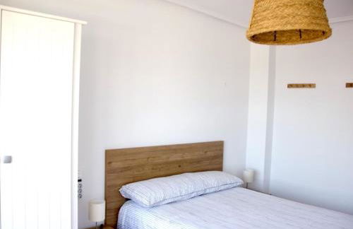 Amplia y cómoda casa en la playa de Berria - Foto 21