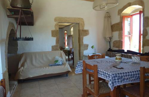 Tsikalaria Traditional Stone House - Photo 5