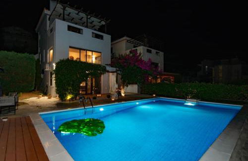 Muses Chalkida κατοικία με πισίνα - Foto 13