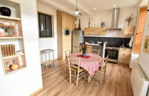 Gîte restauré 6 pers. au bord de la rivière, proche centre, parking et wifi - FR-1-410-380 - Photo 10