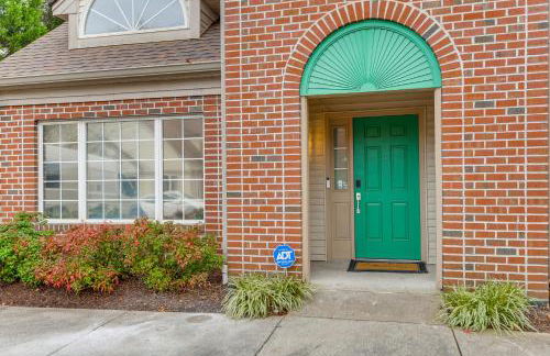 Elevator In-Unit 3-Story Condo Only 14 Mi to DC! - Foto 40