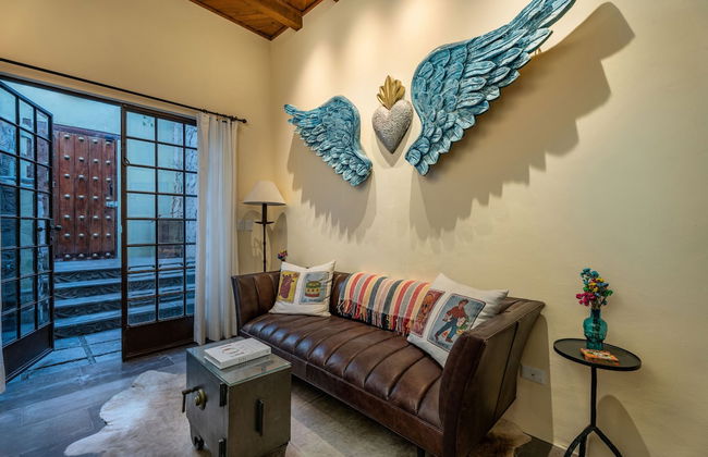 Casa Esperanza, 2BR Designer Charm + Rooftop Views - Foto 18