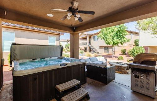 Paradise Village at Zion 28 Private Hot Tub, Outdoor firepit, and Community Pool - Foto 1