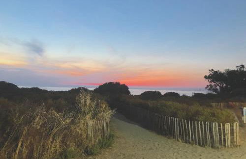 Charmante petite maison dans résidence avec piscine chauffée à 600 m de la plage - Foto 1