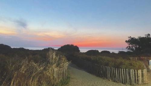 Charmante petite maison dans résidence avec piscine chauffée à 600 m de la plage - Photo 1