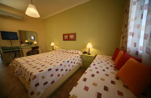 Aeriko Benovias Rooms & Apartments - Foto 15