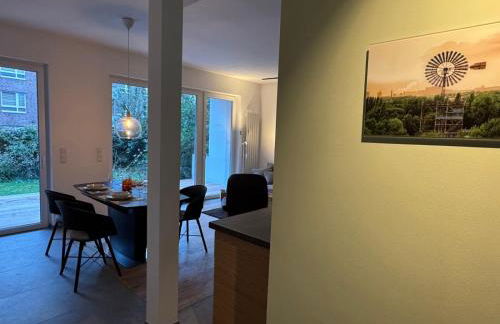 NOOQA Duisburg - Living Collection - Parkplatz, Smart TV, Küche, voll ausgestattet - Photo 15