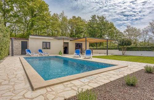 Villa Lana with Private Pool - Photo 7