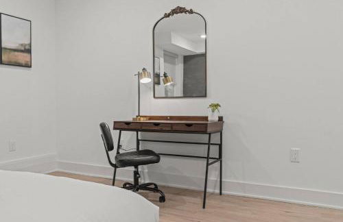 SLEEP 8 Outdoor Patio-Old City- 2 NEW Townhouses - Foto 30