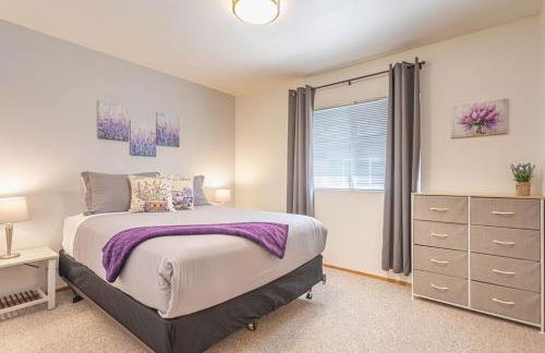 Lavender Haus - Walk to Downtown Leavenworth - The Alpine Village Collection - Foto 8