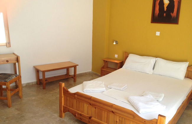 Sea View And Mountain View Apartment For 4 People - Photo 9