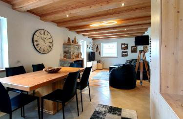 Casa Sandra Moena by Go new Location - Photo 9