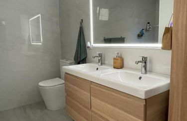 Centrally Located Spacious Private Apartment BuenaVista in Grao with Rooftop - Photo 12