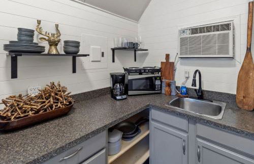 StargazerCaddo Lake Cabin with Kayaks - Foto 6