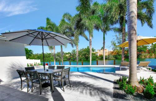 Lakefront Family Fun Home with Private Dock 3BR 2B - Foto 72