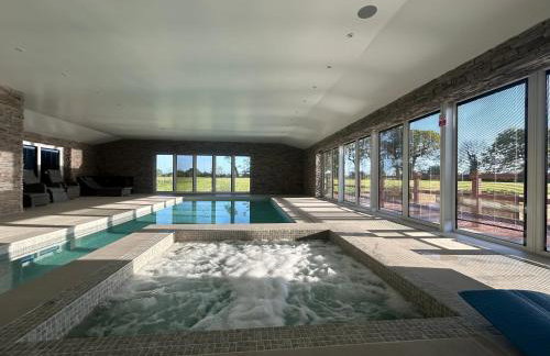 Four Bedroom House With Private Pool - Stunning countryside location with parking close to Chester City Centre - Photo 51