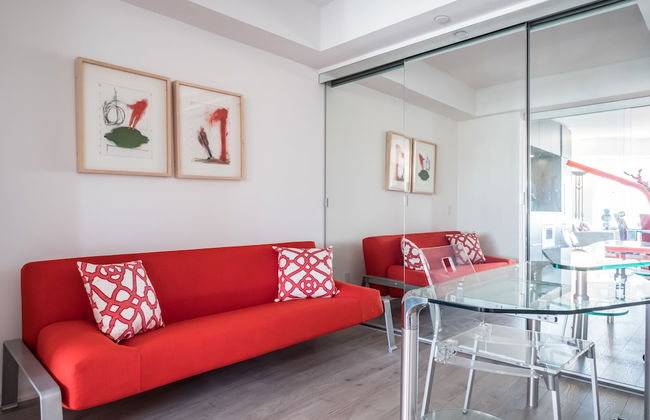 QuickStay - Luxury Executive in Yorkville (Yonge & Bloor) - Photo 13