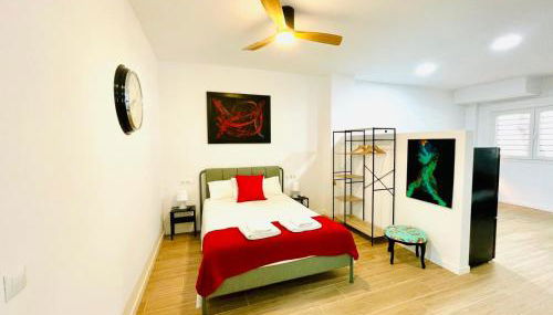 Completo y bello apartamento en Málaga - Photo 2