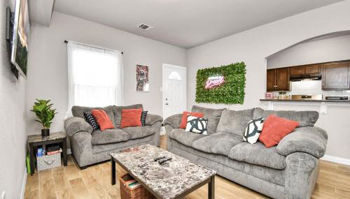 The Gathering HTX - Foto 3, minibar