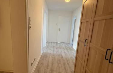 Schicke Wohnung gegenüber Bahnhof - Foto 2