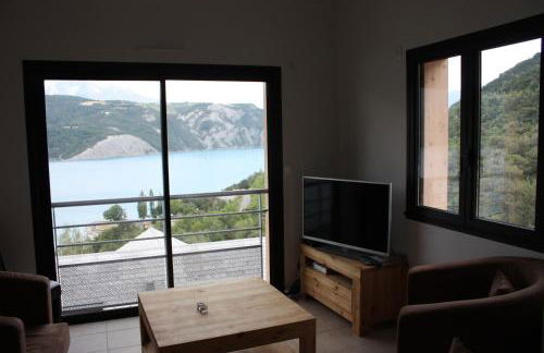 Vue imprenable sur Lac de Serre-Ponçon à Chorges : appt prestige 8 pers - Photo 15