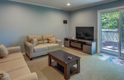 Charming Monroe Township Home - 13 Mi to RU! - Foto 3