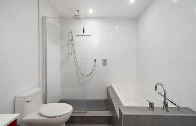 3 Bedroom Penthouse Great for Family Vacation - Photo 27