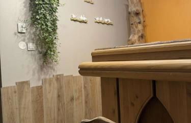 Le Savoyard - Bar & Jacuzzi - Foto 4