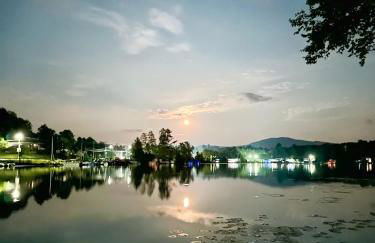 Lakefront Adirondack Cabin - Dock - Canoe - 10 min to Lake Placid - Photo 45