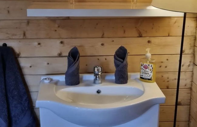 Glamping Cabin - Great for Hikers - Breakfast Inc! - Foto 5