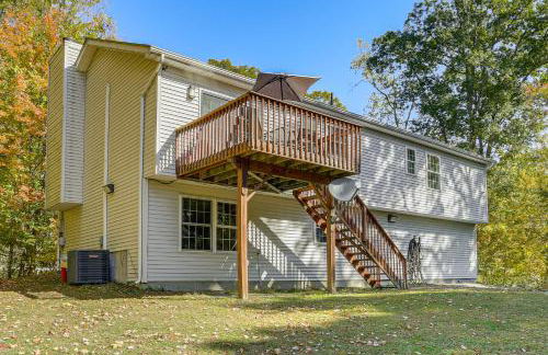 Hike, Ski and Explore Otisville Retreat with Yard! - Foto 23