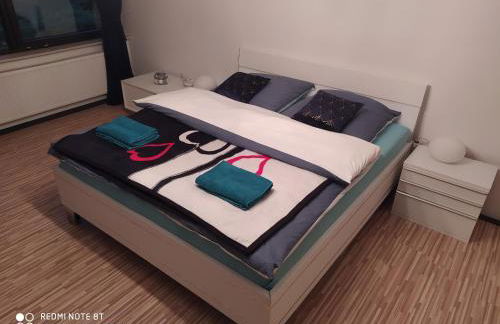 Park Villa Ferienwohnung mit Pool und 3 Schlafzimmer - Foto 8