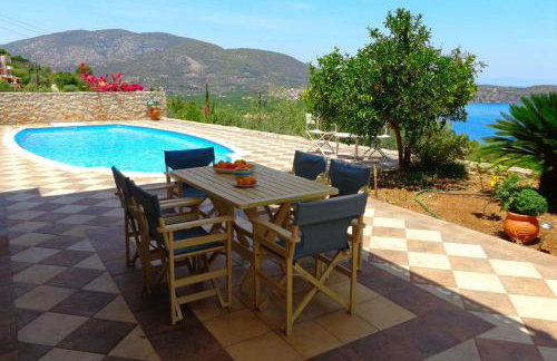 Luxury Villa with Pool overlooking a Majestic View - Foto 11