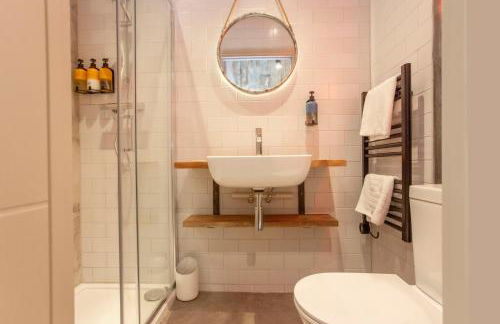 Quirky Aparthotel 2min to Central Station - Foto 13