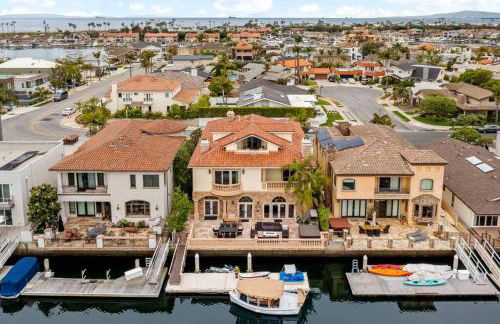 Huntington Harbour Waterfront Home - Foto 1