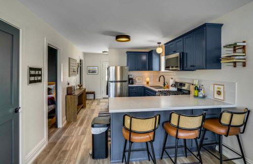 Lakefront Escape with Dock! Hudson Valley Home - Foto 7