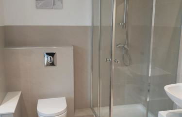 Ferienwohnung mit Jacuzzi Nähe Flughafen Köln Bonn - Foto 18