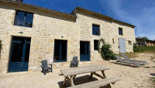 Château des Loups - Les Cèdres Bleus - Foto 2