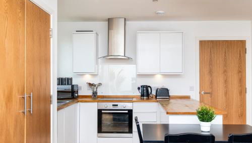 2Bed Ground Floor-Free Parking - Photo 5