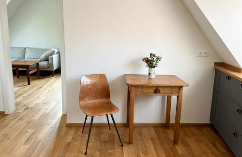 Schönes Single Dachgeschoss-Apartment mit Mainblick - Foto 10