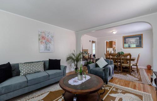 Enjoy Evanston! Slow Down After a Busy Day Sight Seeing - Walking Distance from Public Transportation apts - Foto 16