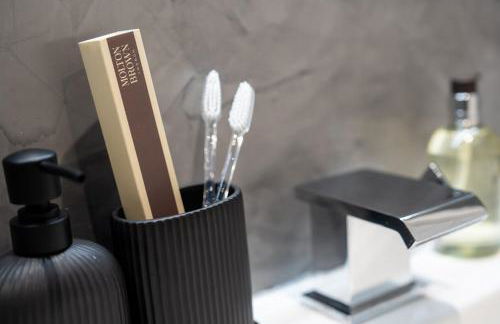 Commandery Vaults - Luxury Apartment in City Centre with SKY TV - Foto 62