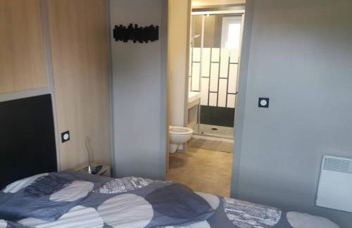 Chez Christian Chalet aux bords du lac de Peyre - Foto 9