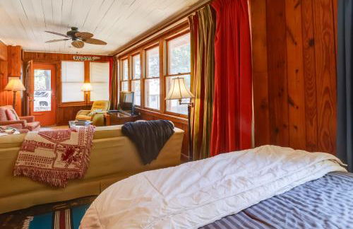 Swim Dock and Views Lakefront Afton Vacation Rental - Foto 17