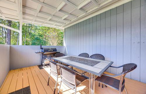 Covered Deck, Large Yard! Pet-Friendly Jax Escape! - Foto 30