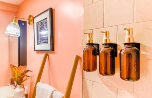 7even Clouds Éclair- Cozy basement nest near NE DC - Foto 12