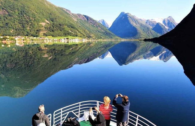 Guided Fjord & Glacier Tour - From BERGEN - Photo 2