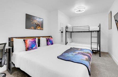 8BR 5BA SuperHero Retreat-King Beds, BBQ, Hammock, Firepit, MiniGolf, WorkSpace - Foto 22