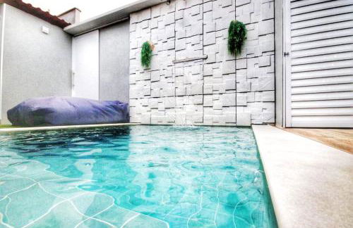 Villa Beija-Flor 1 - Suíte alexa com piscina privativa - Foto 18