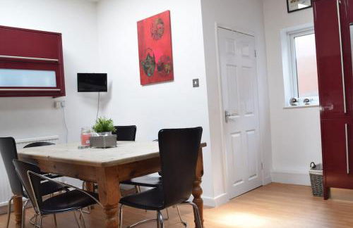 Nottingham City House - Photo 3